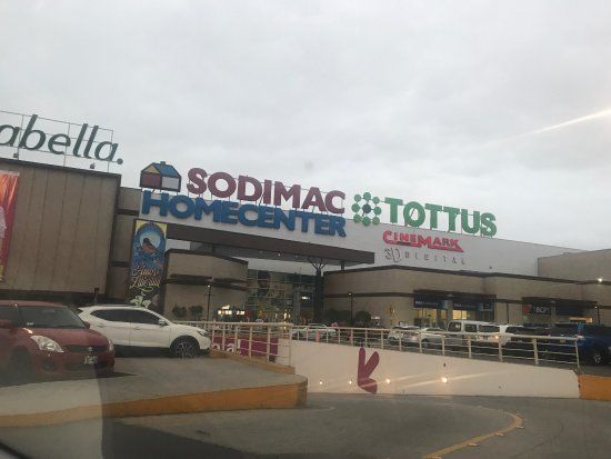 el Mall Aventura Plaza