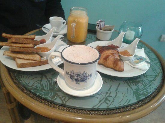 Liberlatte Café