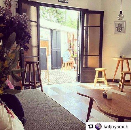 La Nevera Fit Café