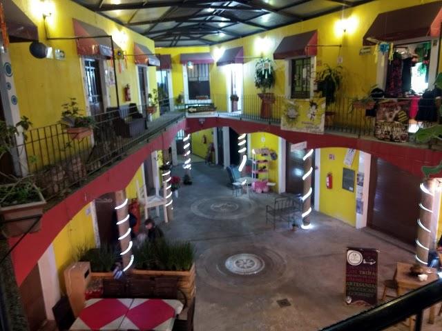 Cafe Milagros