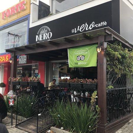 Dolce Nero Cafes