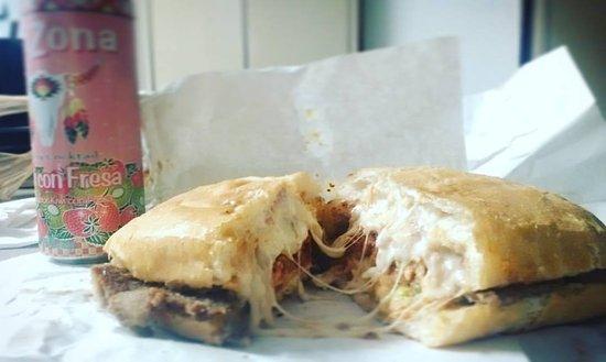 Tortas El Champions
