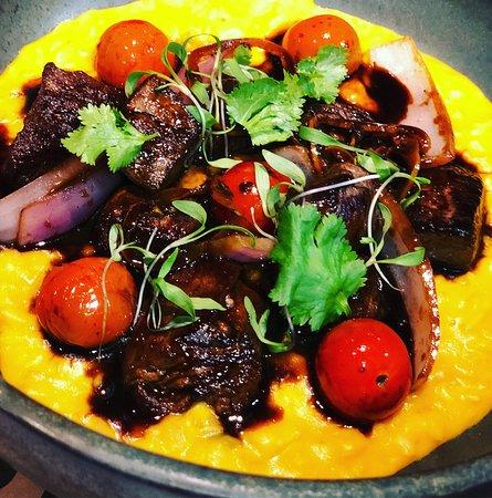 Alinea Bistro