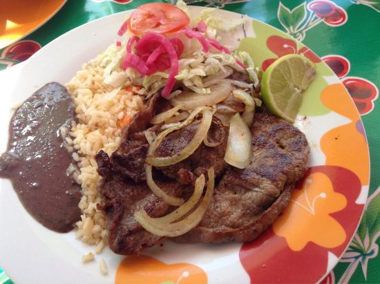Loncheria Alexia y Geovanny