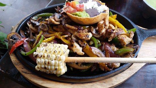 Mi Pueblo