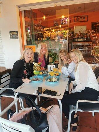 Papaya Loca Cafe