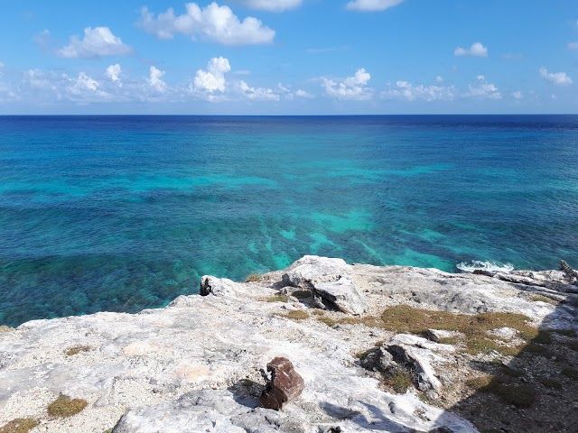 Aeropuerto Nacional de Isla Mujeres