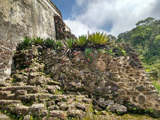 El Tepozteco